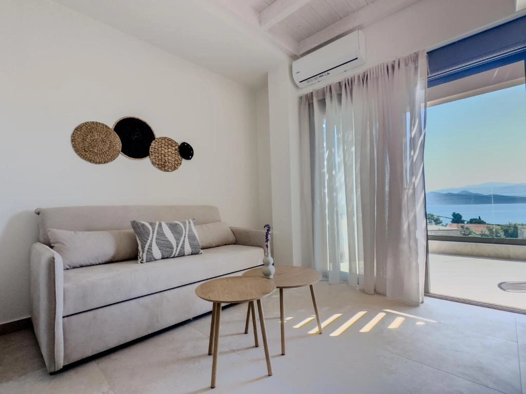 Suite 7 - Gallery 7